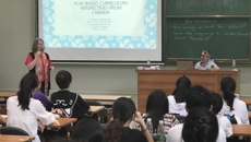 加拿大乔治布朗学院幼教系师生来我校访问