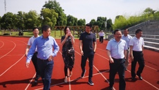 汕头市教育局考察团一行来校交流