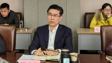 我校召开12月份党委理论学习中心组学习（扩大）会议