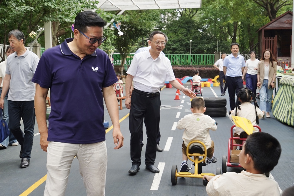 3 张曙、王阳 3 张曙、王阳