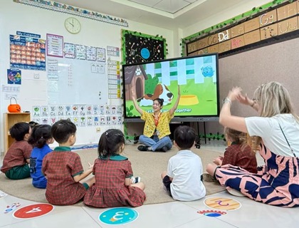 故事姐姐上英文课啦！“小水滴”的奇妙之旅